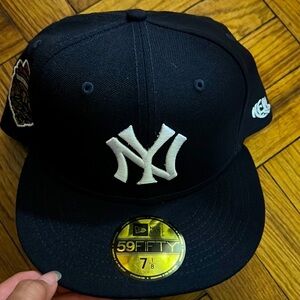New Era MLB 7 1/8 hat new